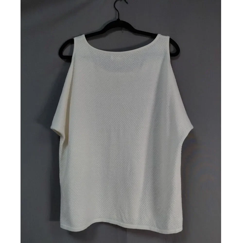 New York & Company White Scoop Neck Knit Stretch Top Women Size M